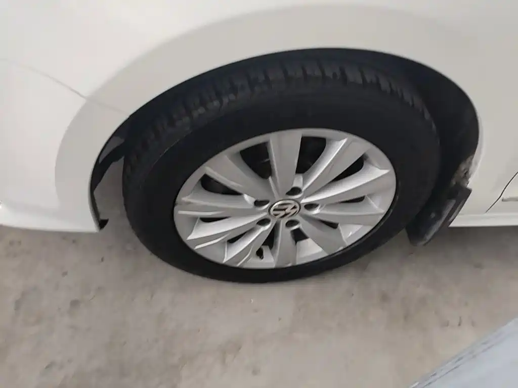 Volkswagen Sagitar — миниатюра 23