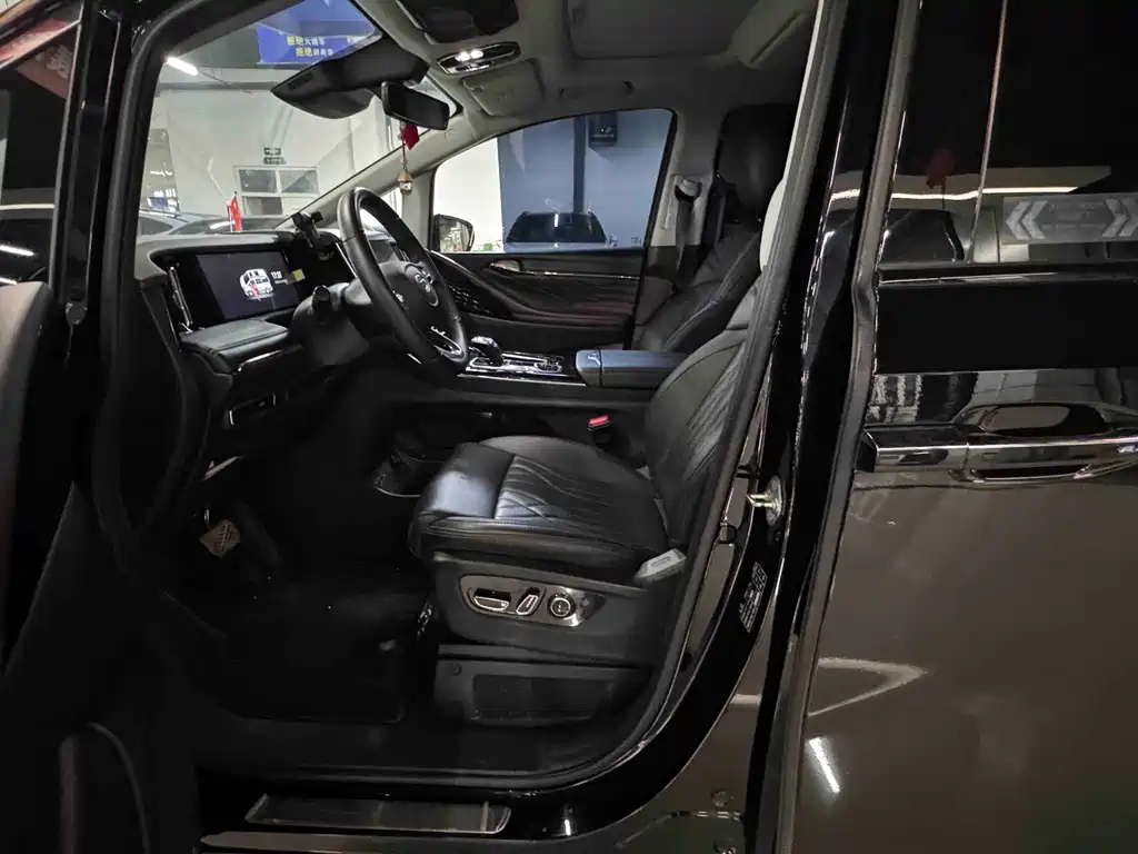 GAC Motor Trumpchi M8 — миниатюра 10