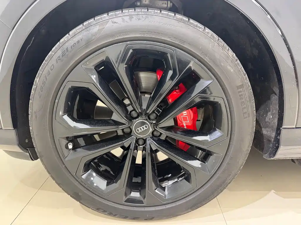 Audi Q7 — миниатюра 19