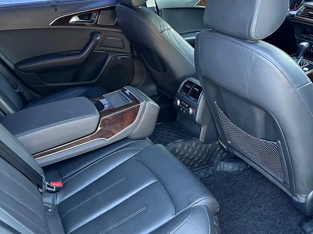 Audi A6L — миниатюра 12