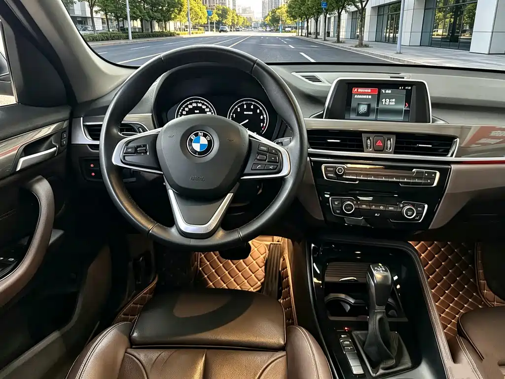 BMW X1 — миниатюра 7