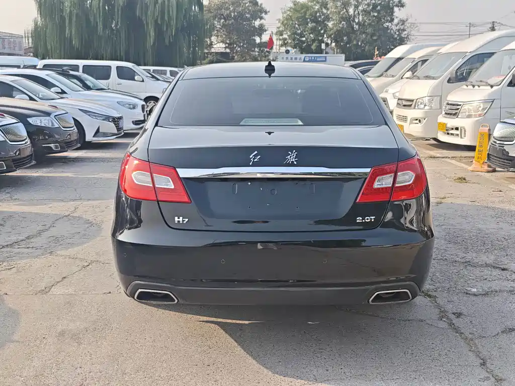Hongqi Hongqi H7 — миниатюра 3