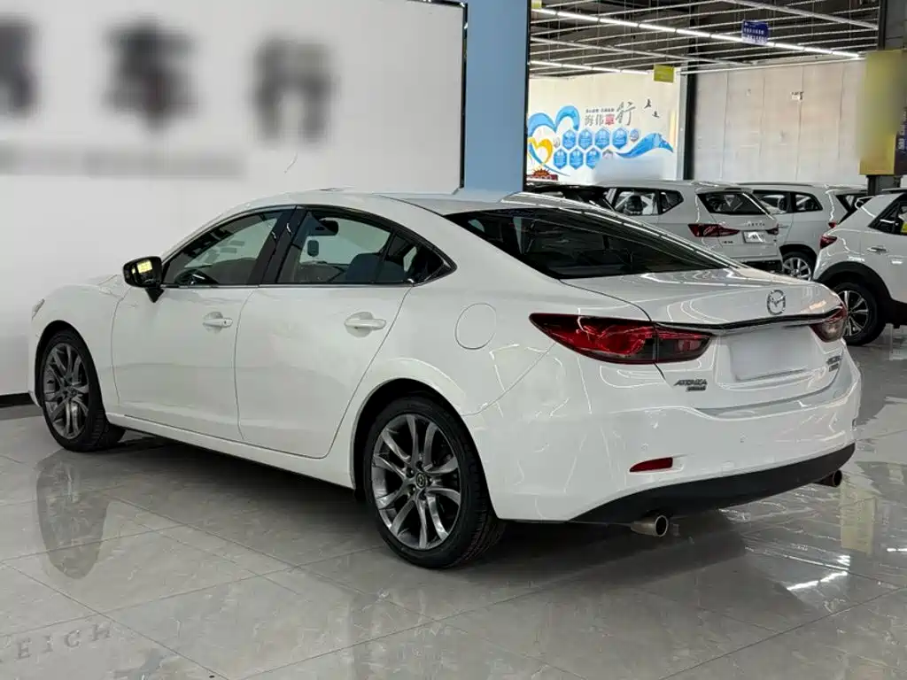 Mazda Atenza — миниатюра 8