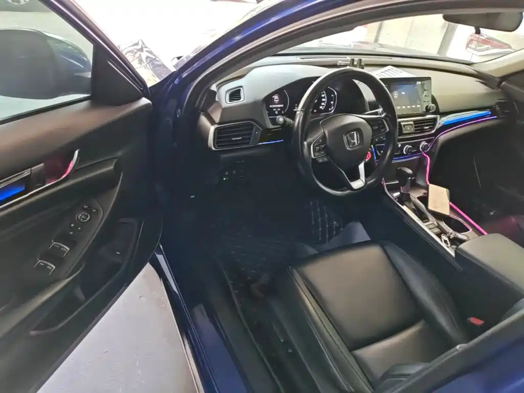 Honda Accord — миниатюра 16