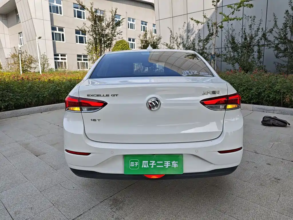 Buick Excelle — миниатюра 6