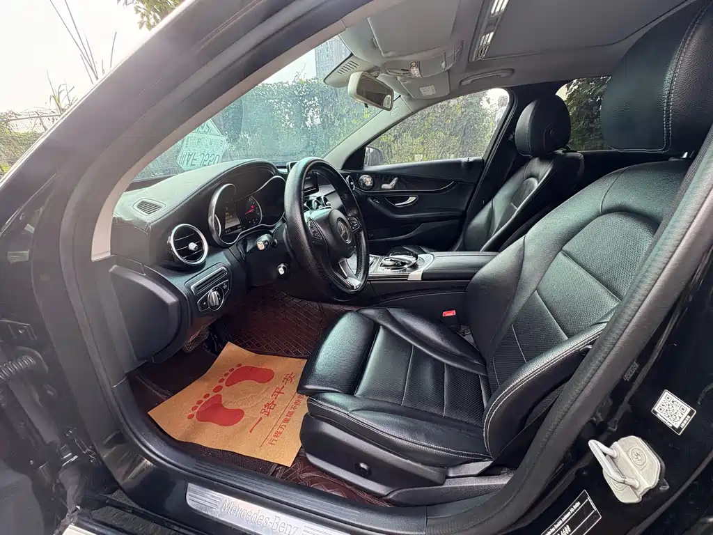Mercedes-Benz C-Class — миниатюра 9