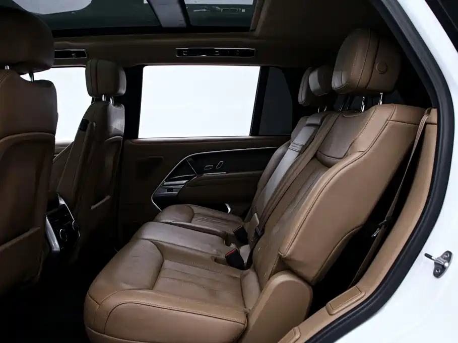 Land Rover Range Rover — миниатюра 17
