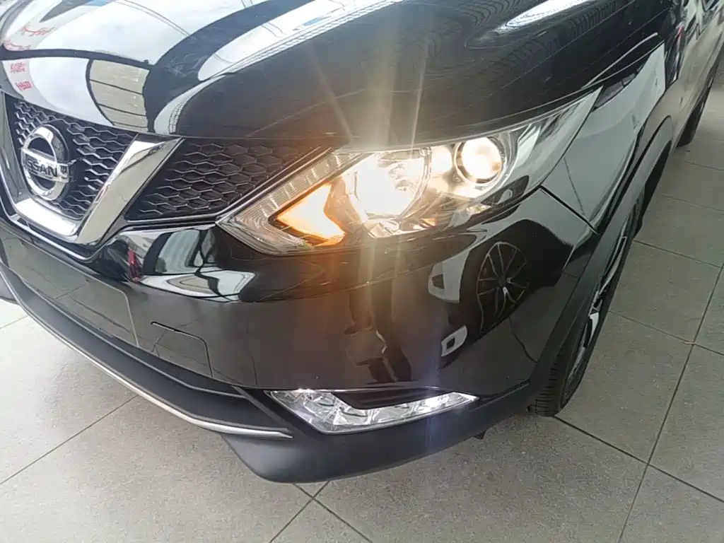 Nissan Qashqai — миниатюра 24
