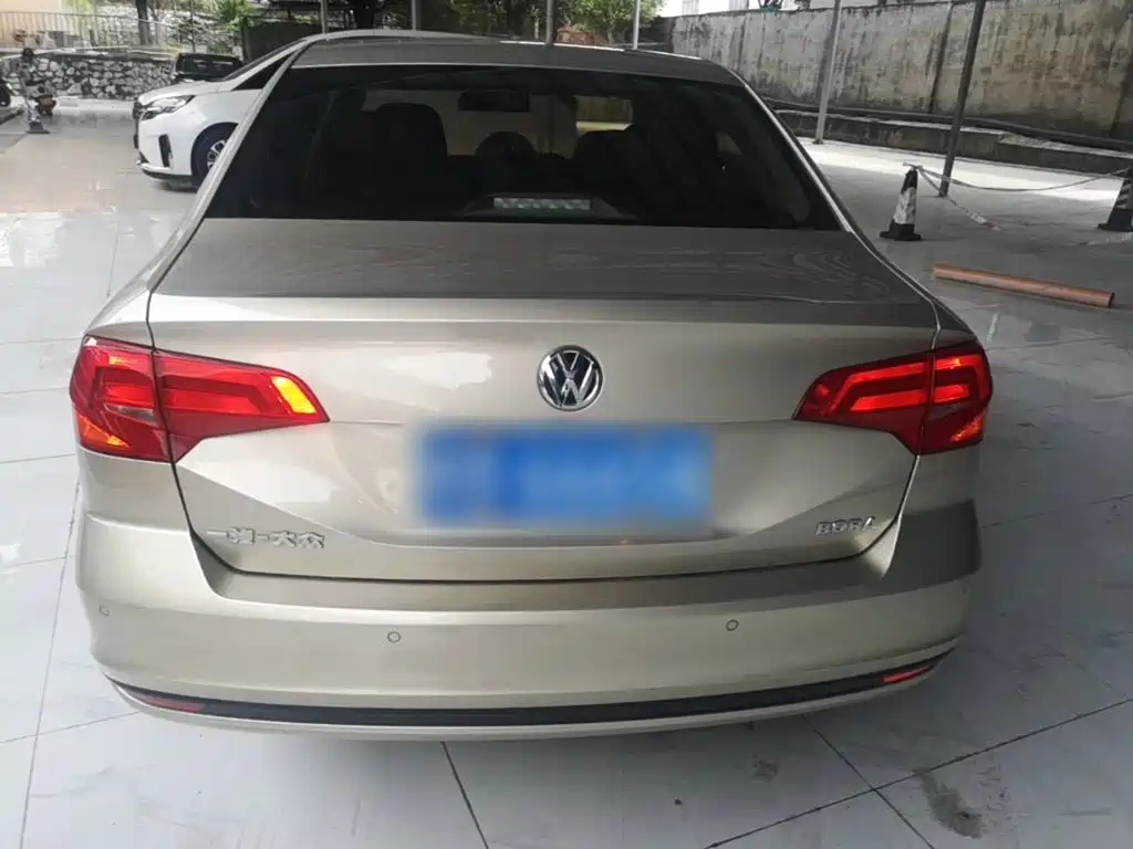 Volkswagen Bora — миниатюра 6