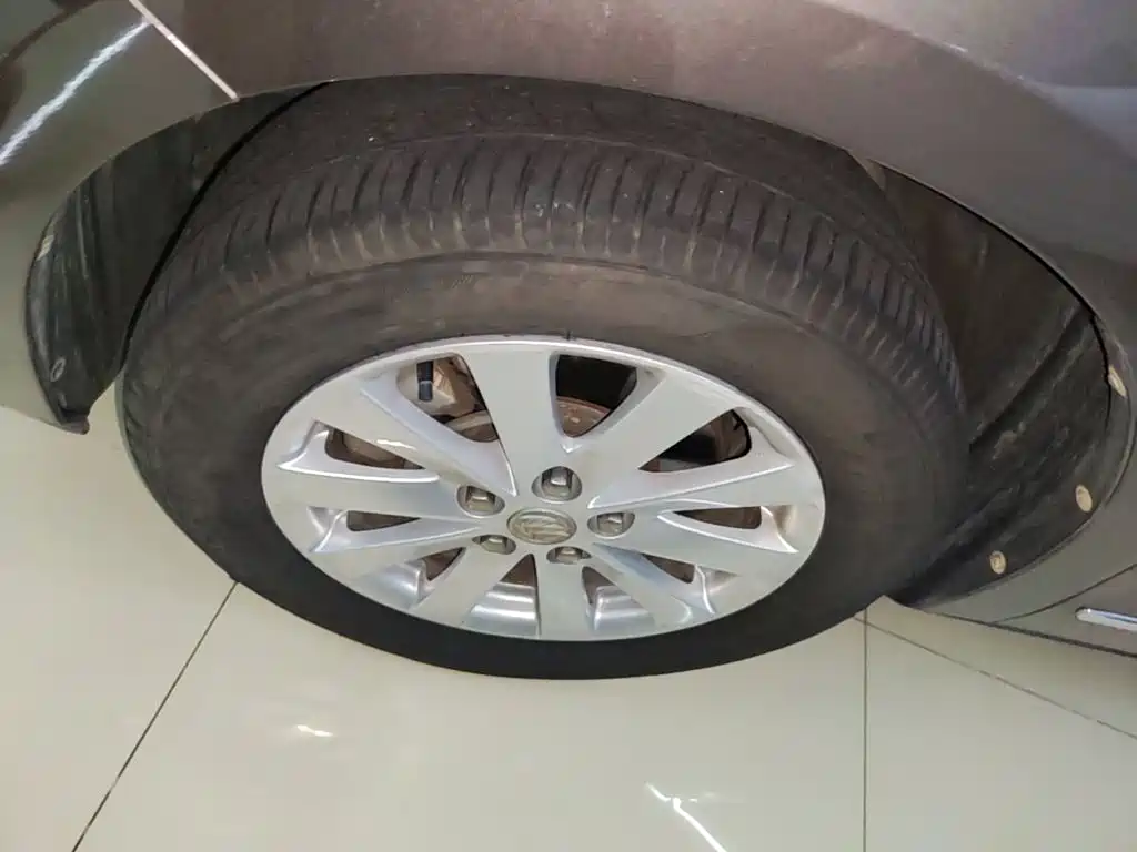 Buick GL8 — миниатюра 23