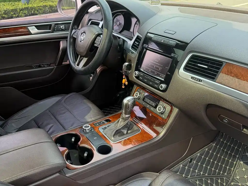 Volkswagen Touareg — миниатюра 6