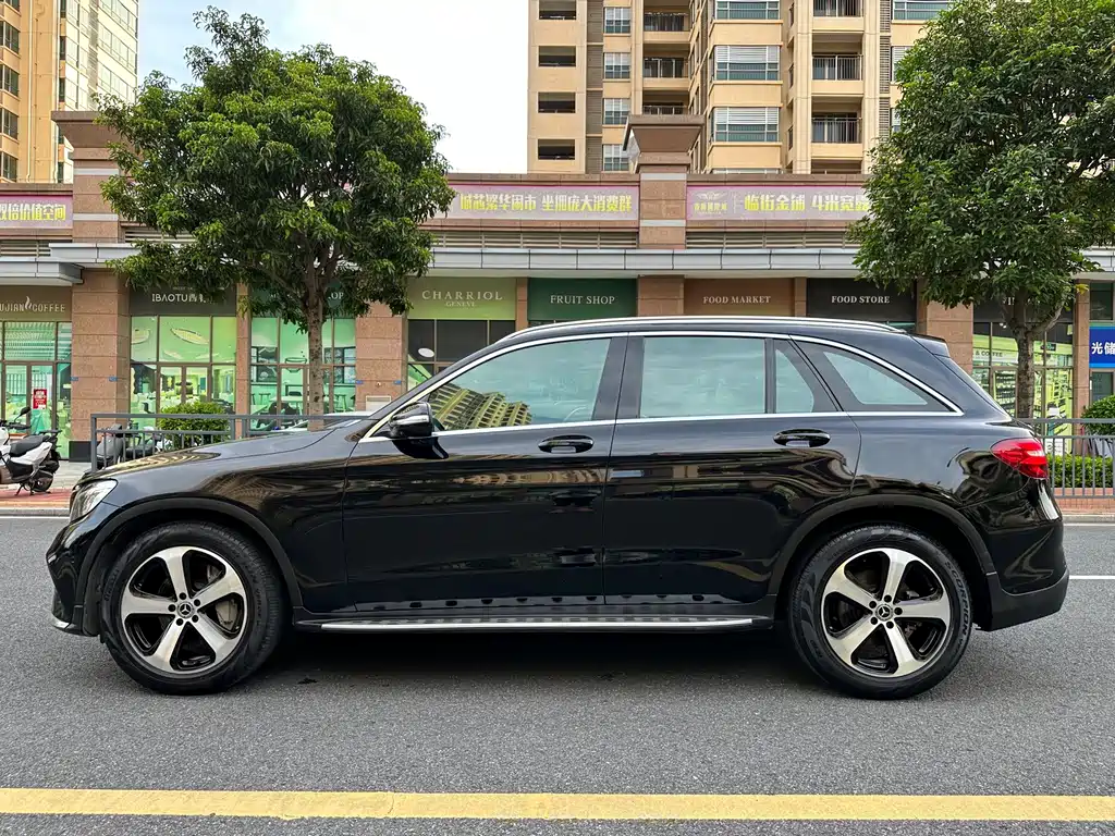 Mercedes-Benz GLC — миниатюра 5