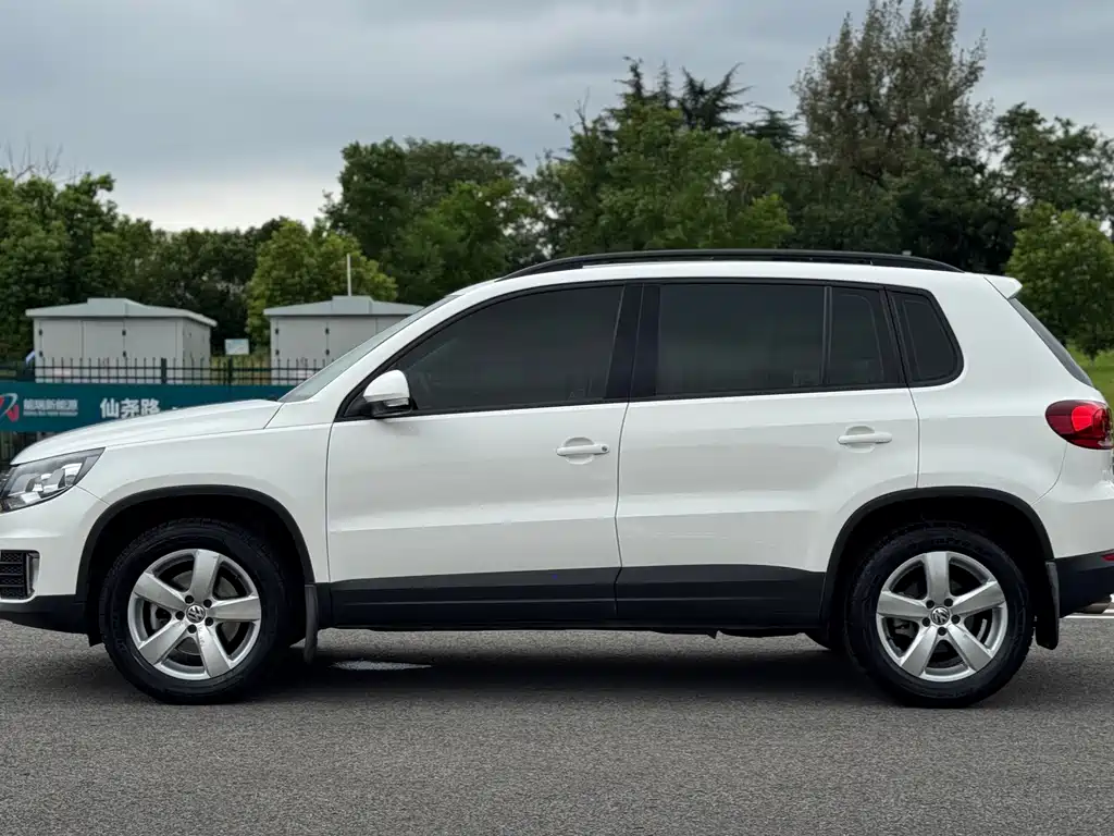 Volkswagen Tiguan — миниатюра 7