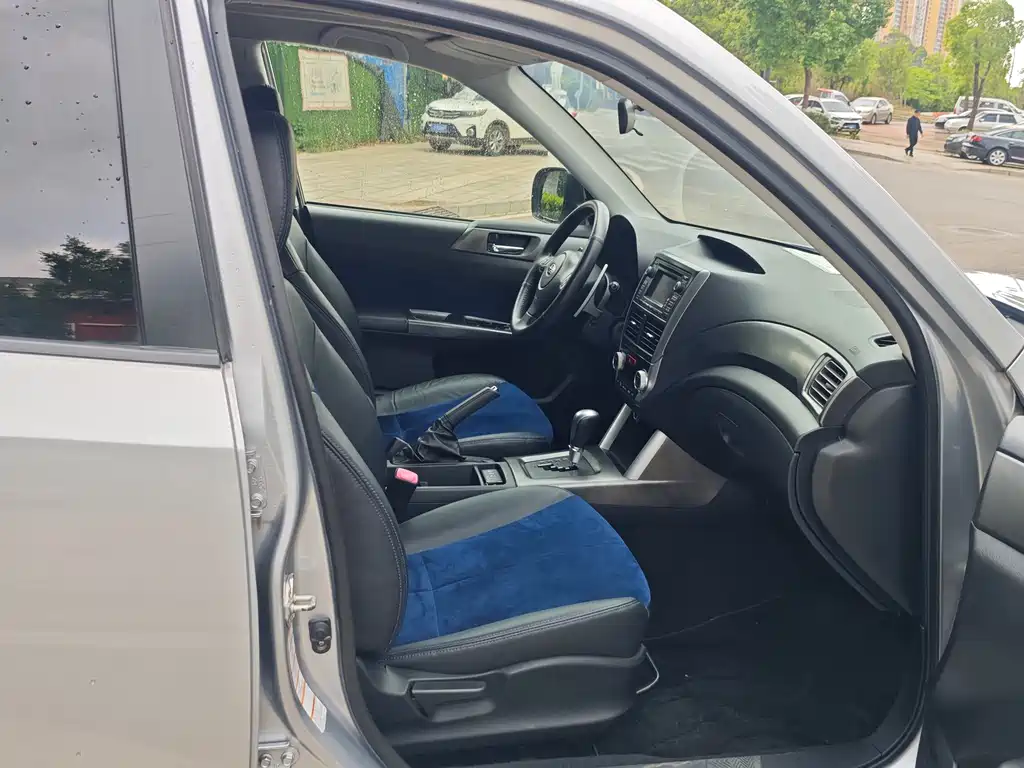 Subaru Forester — миниатюра 7