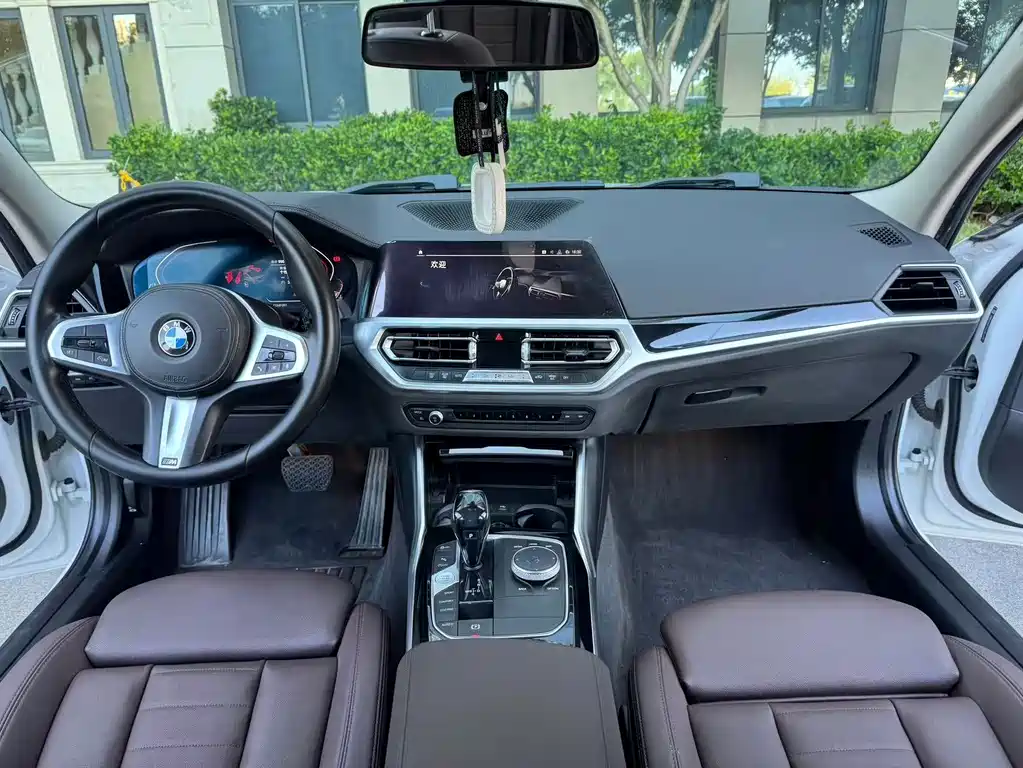 BMW 3 Series — миниатюра 5