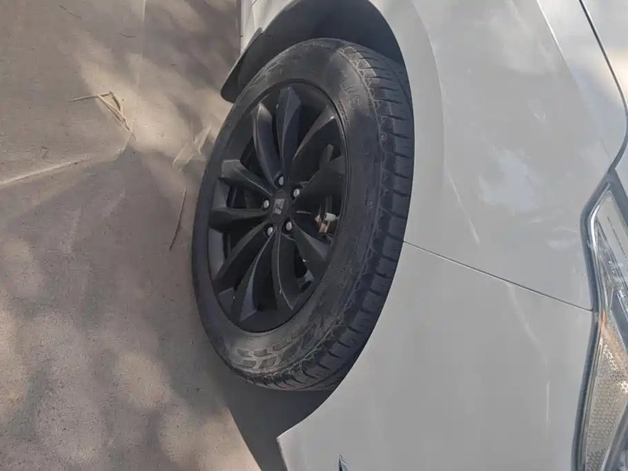 Baojun RC-6 — миниатюра 6