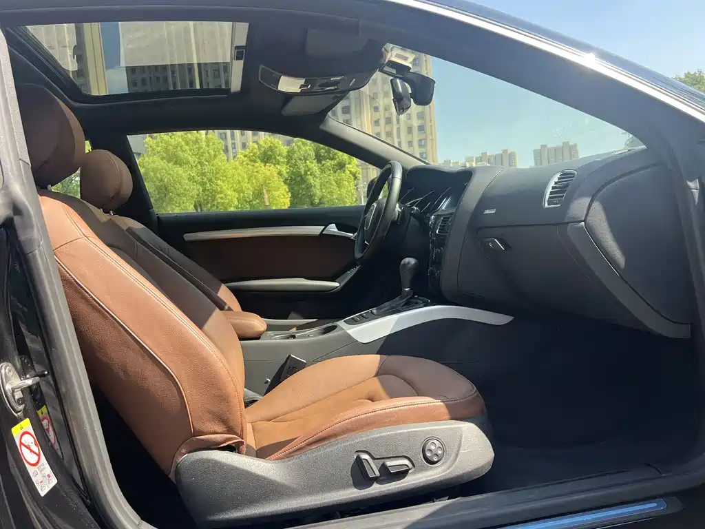 Audi A5 (Import) — миниатюра 12