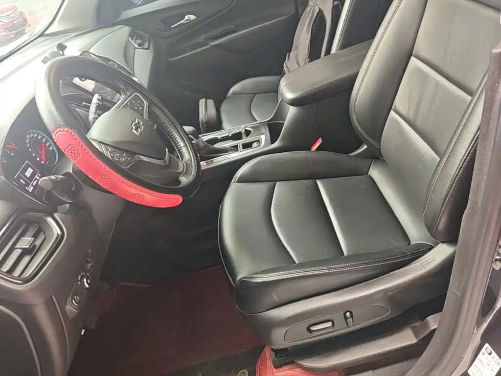 Chevrolet Equinox — миниатюра 15