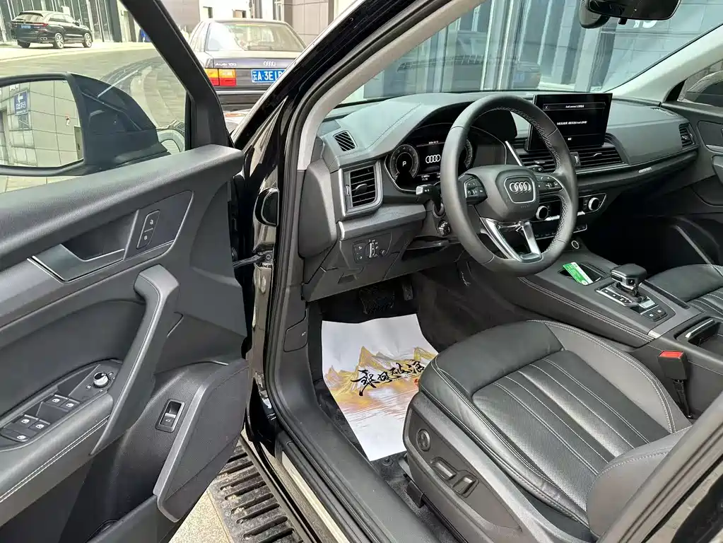 Audi Q5L — миниатюра 4