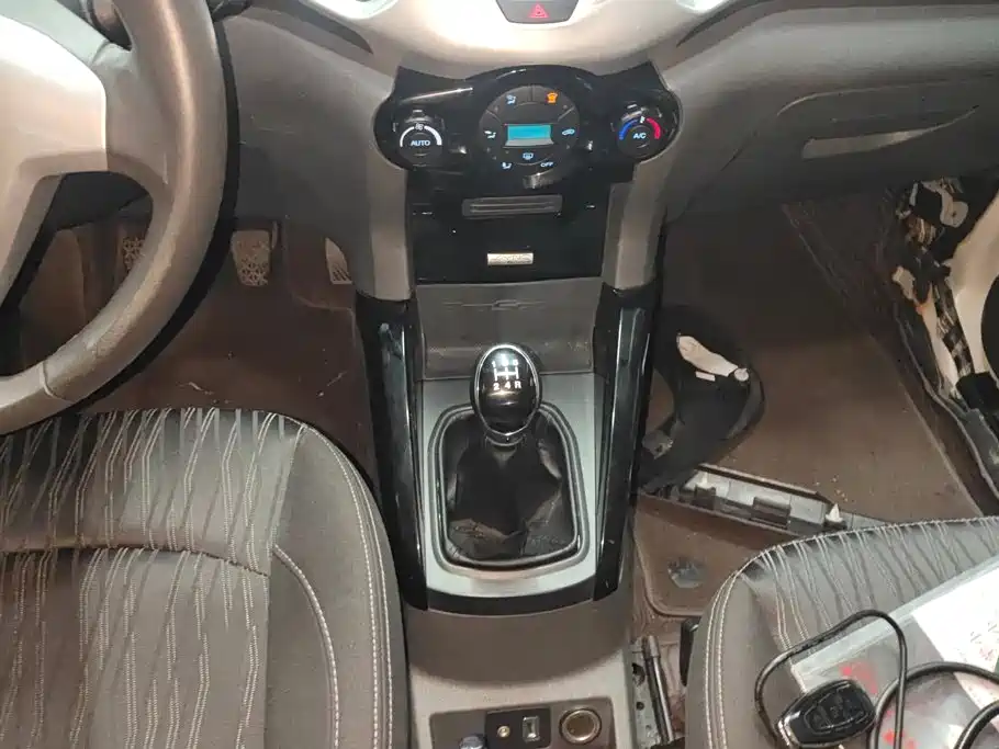 Ford Ecosport — миниатюра 16