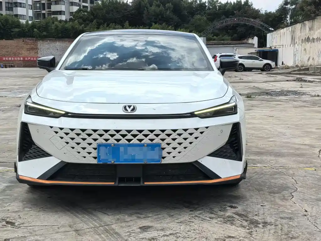 Changan UNI-V — миниатюра 2