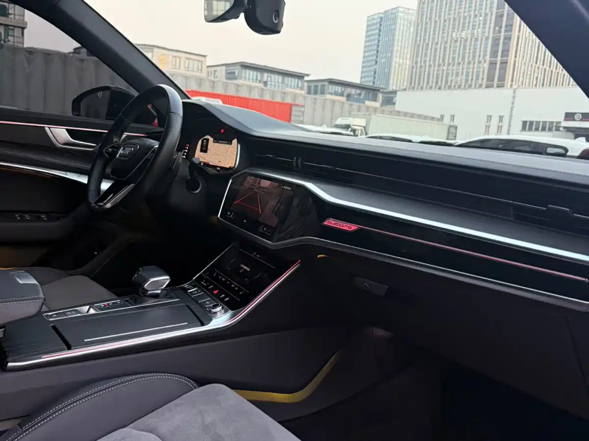 Audi A6L