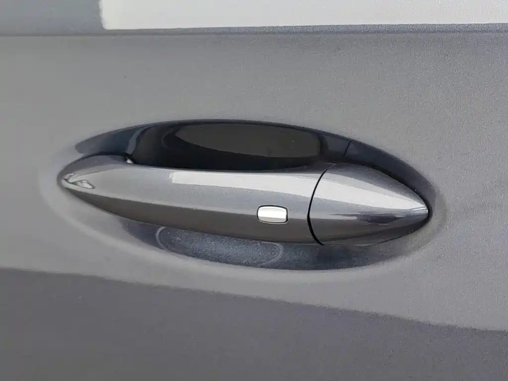 Buick Enclave — миниатюра 18