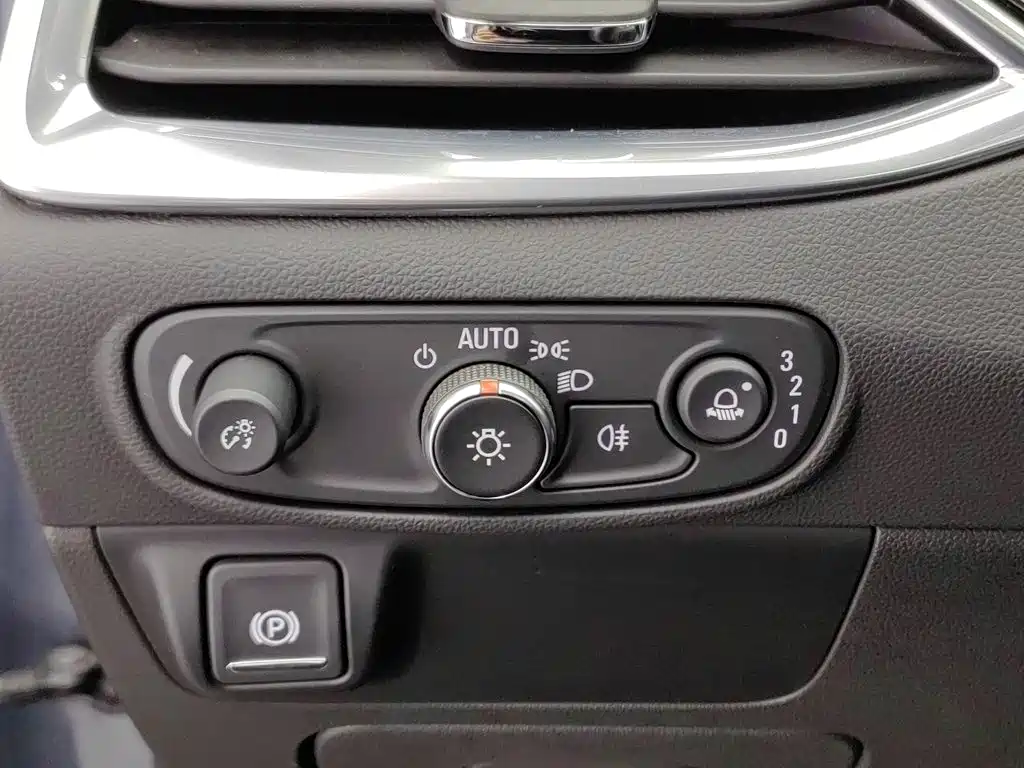 Buick Enclave — миниатюра 21