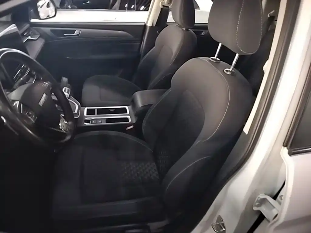Haval M6 — миниатюра 15