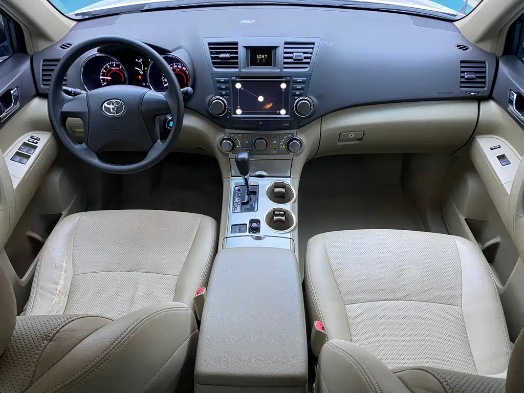 Toyota Highlander — миниатюра 6