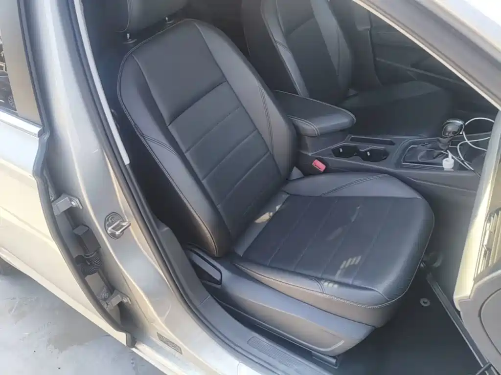 Volkswagen Lavida — миниатюра 25