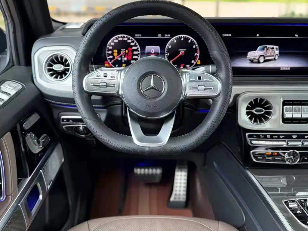 Mercedes-Benz G-Class — миниатюра 8
