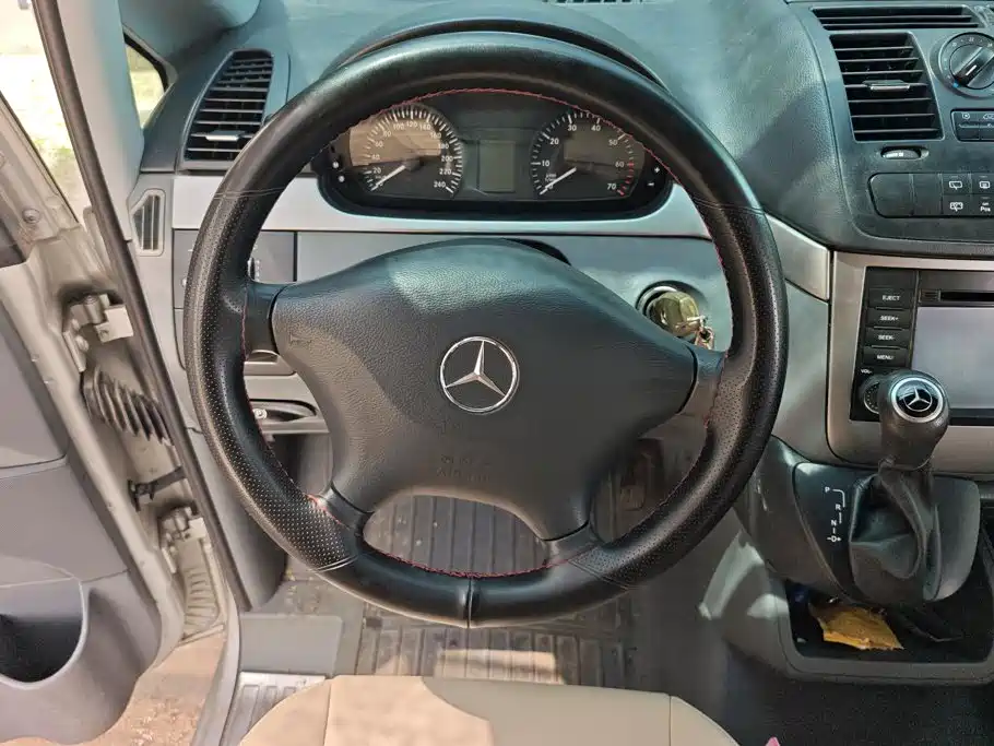 Mercedes-Benz Vito — миниатюра 15