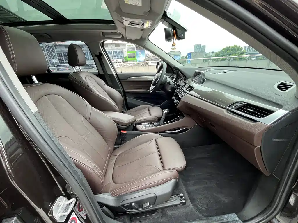 BMW X1 — миниатюра 8
