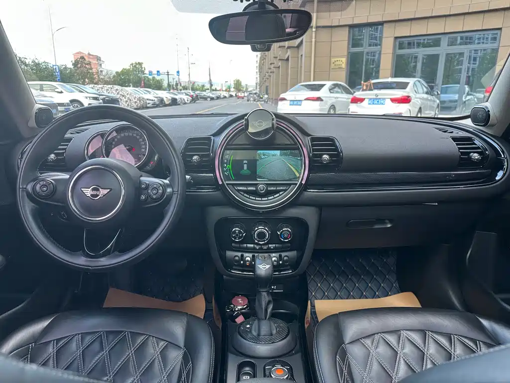 MINI Mini Clubman — миниатюра 10
