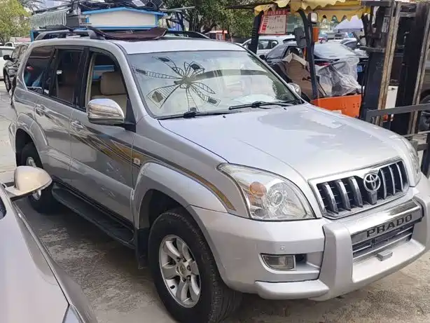 Toyota Prado (Import) — миниатюра 3