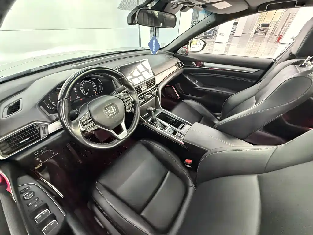 Honda Inspire — миниатюра 9