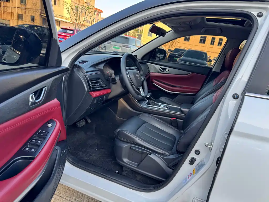 Changan CS75 — миниатюра 8