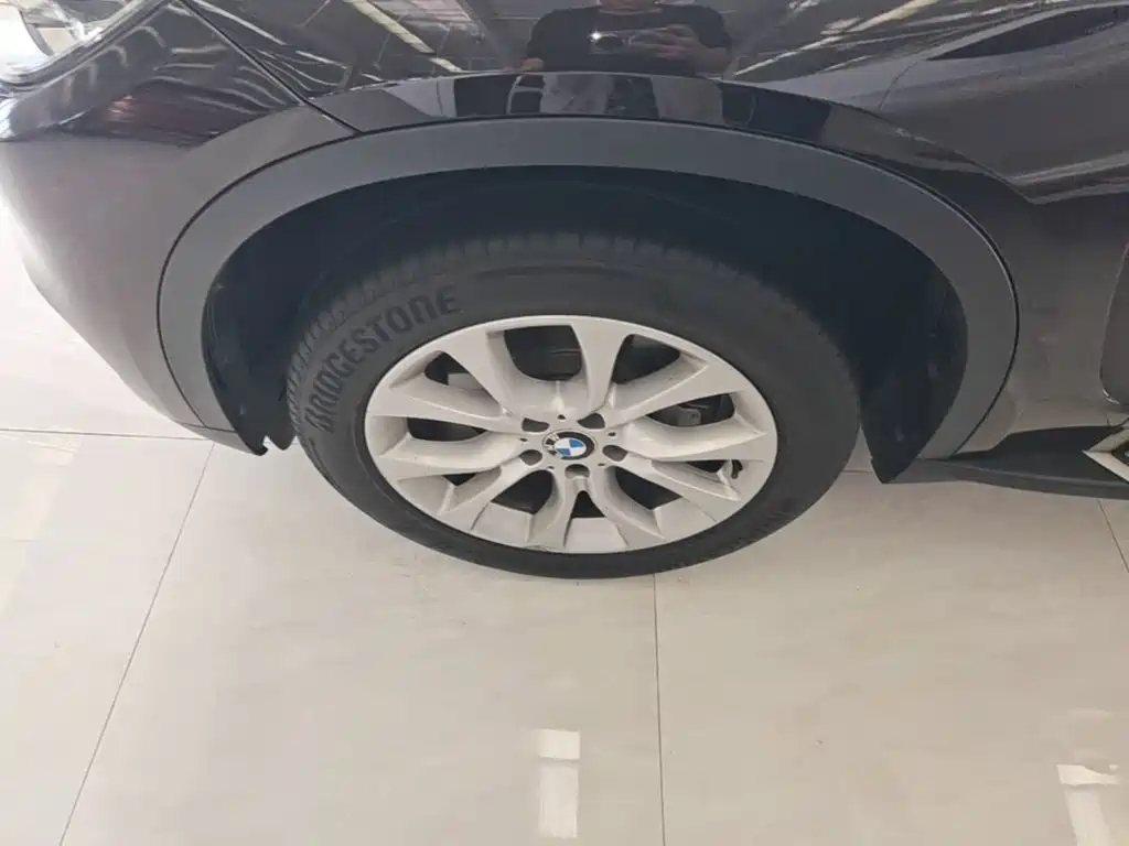 BMW X5 (Import) — миниатюра 23
