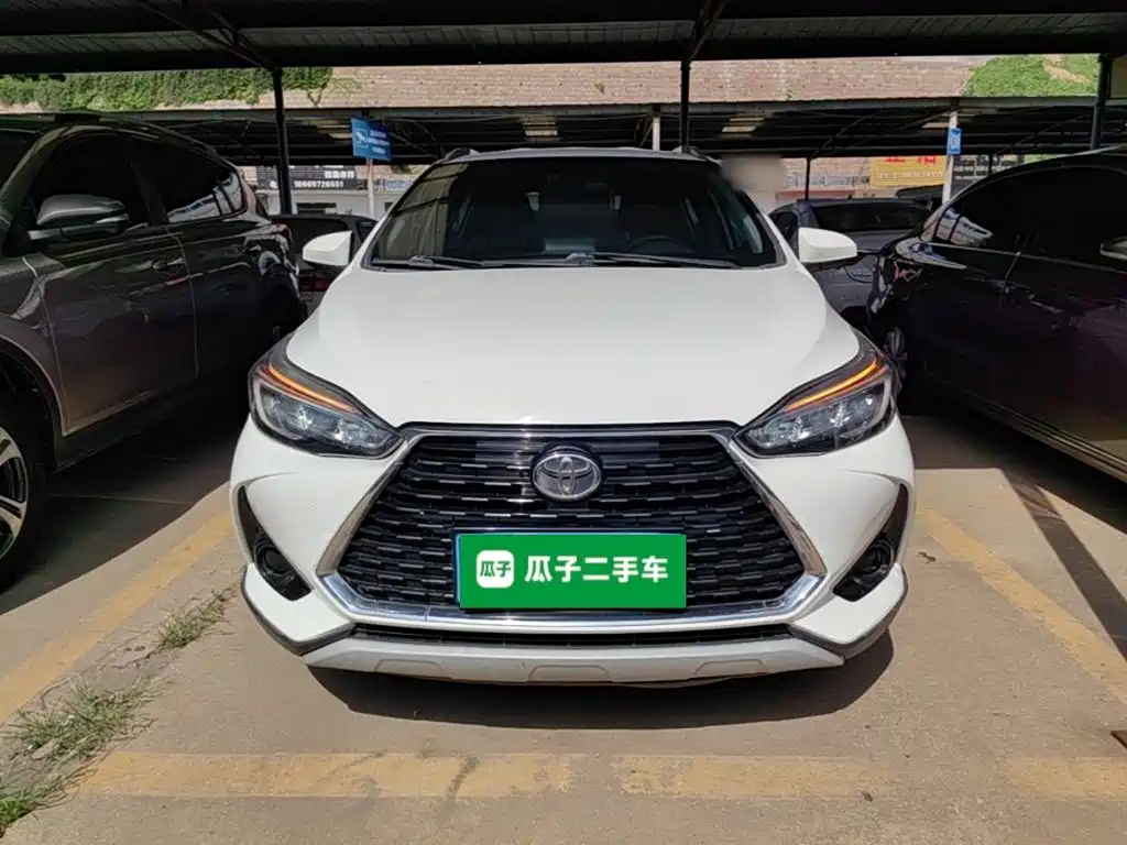 Toyota Yaris L — миниатюра 3