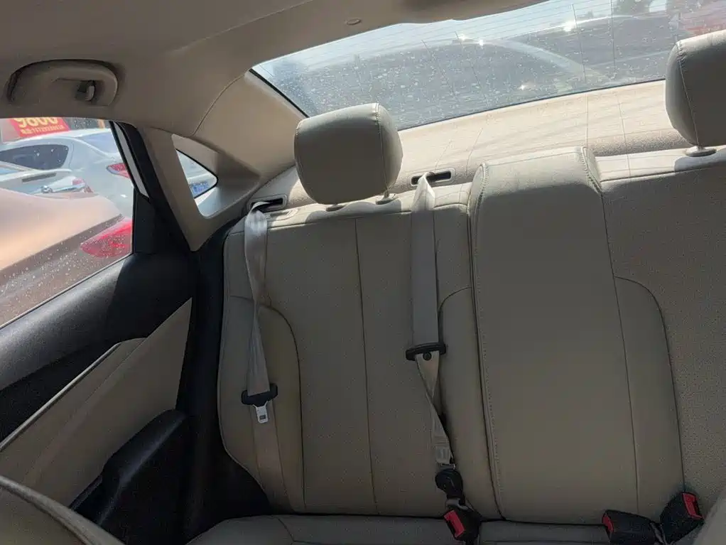 Buick Excelle — миниатюра 16