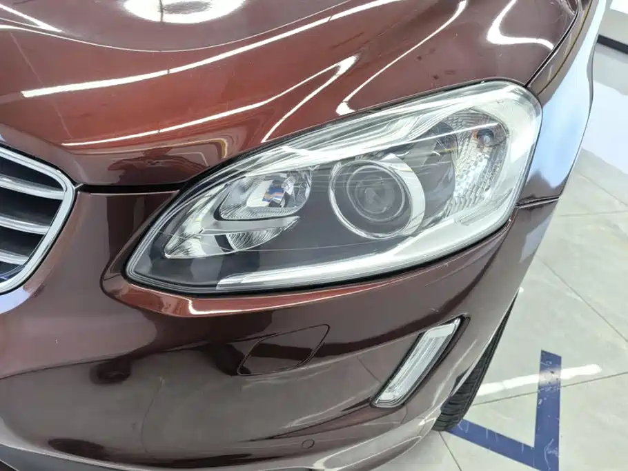 Volvo XC60 — миниатюра 5