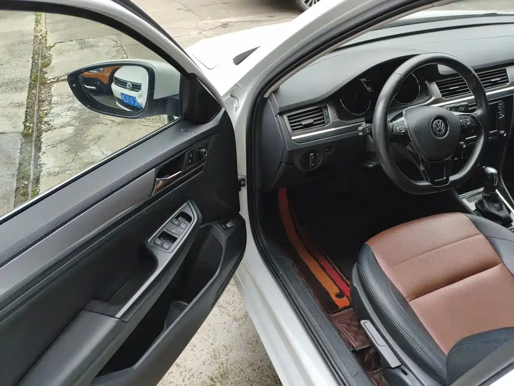 Volkswagen Bora — миниатюра 16