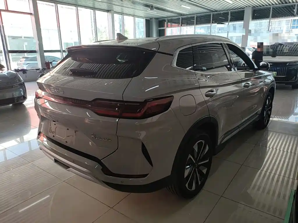 BYD PLUS New Energy — миниатюра 7