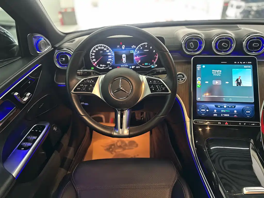 MERCEDES-BENZ C CLASS