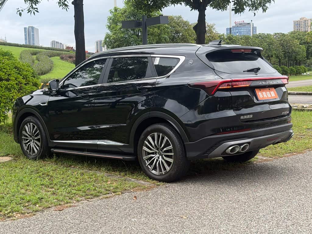 Jetour Jetour X70 PLUS 1.5 л 2023 г. Чёрный, пробег 50000 км