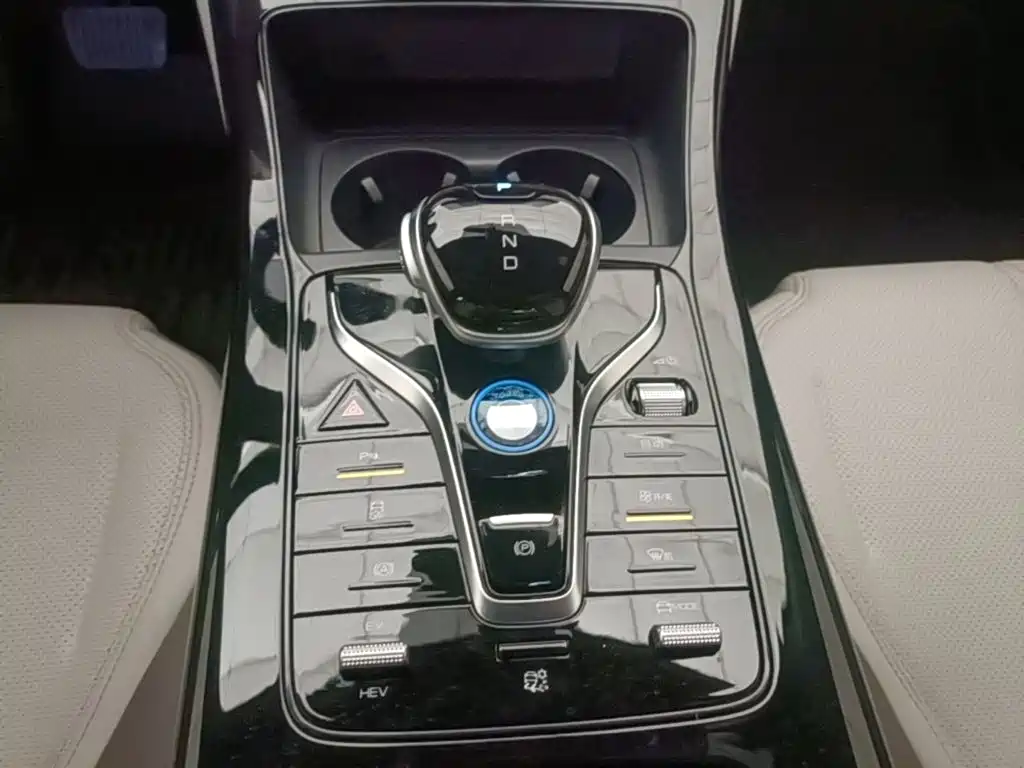 BYD Qin PLUS — миниатюра 14