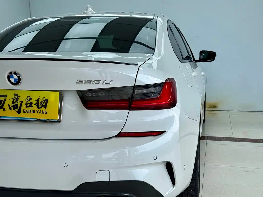 BMW 3 Series — миниатюра 26