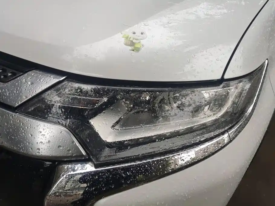 Mitsubishi Outlander — миниатюра 5