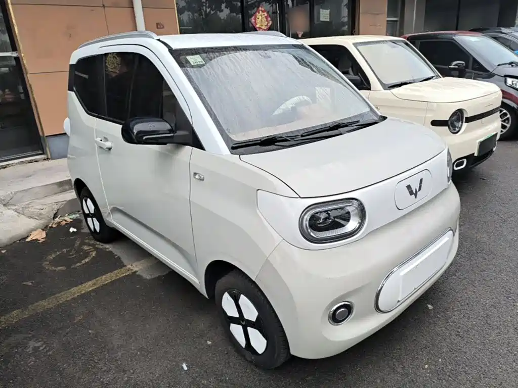 Wuling MINIEV — миниатюра 4